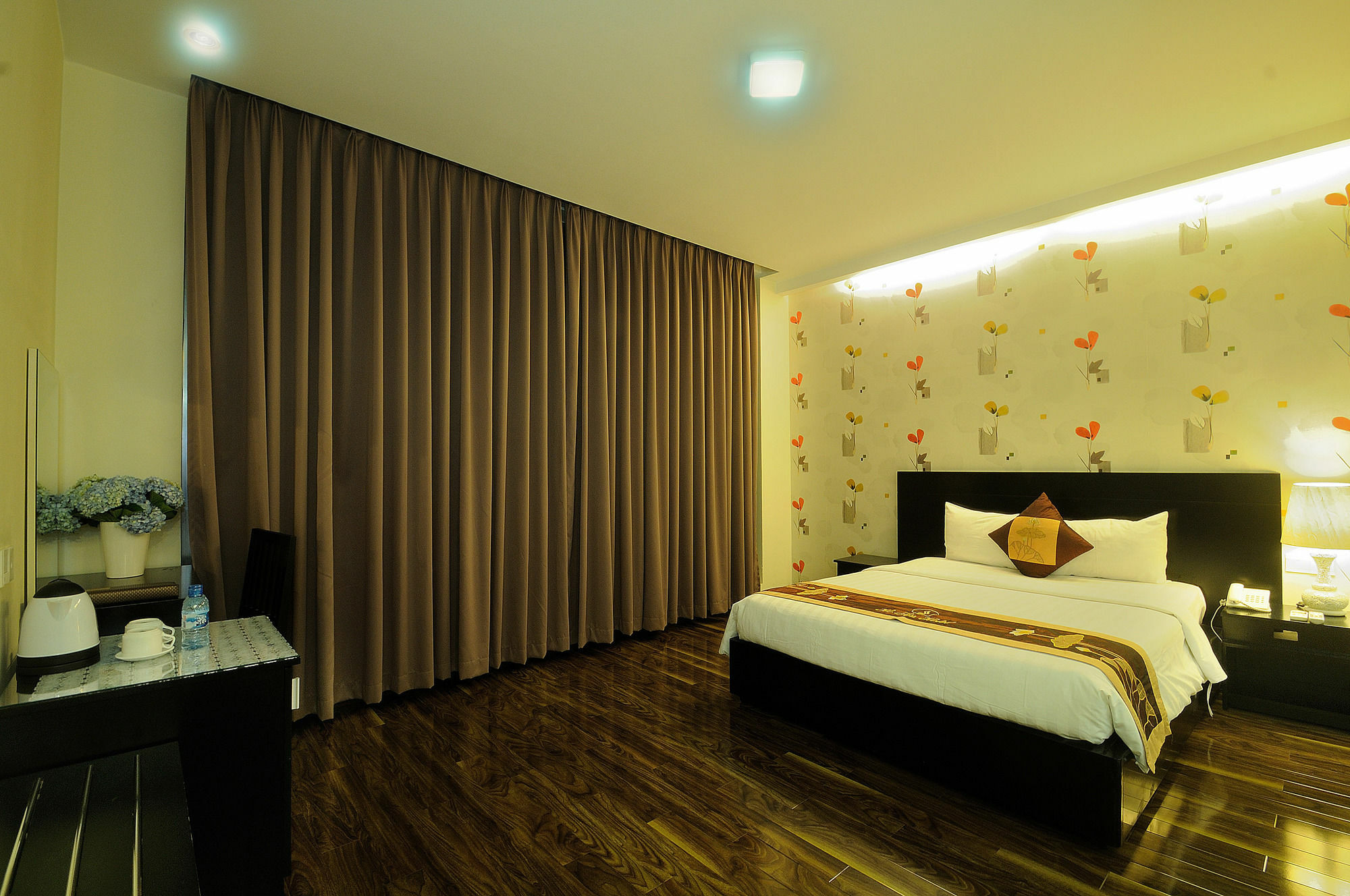 Good Vibes Boutique Hotel Хошимин Екстериор снимка